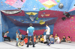 Stage d’escalade pendant les vacances scolaires