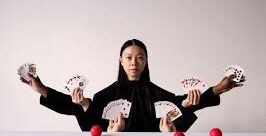 HEKA – TOUT N&rsquo;EST QUE FAUX-SEMBLANT